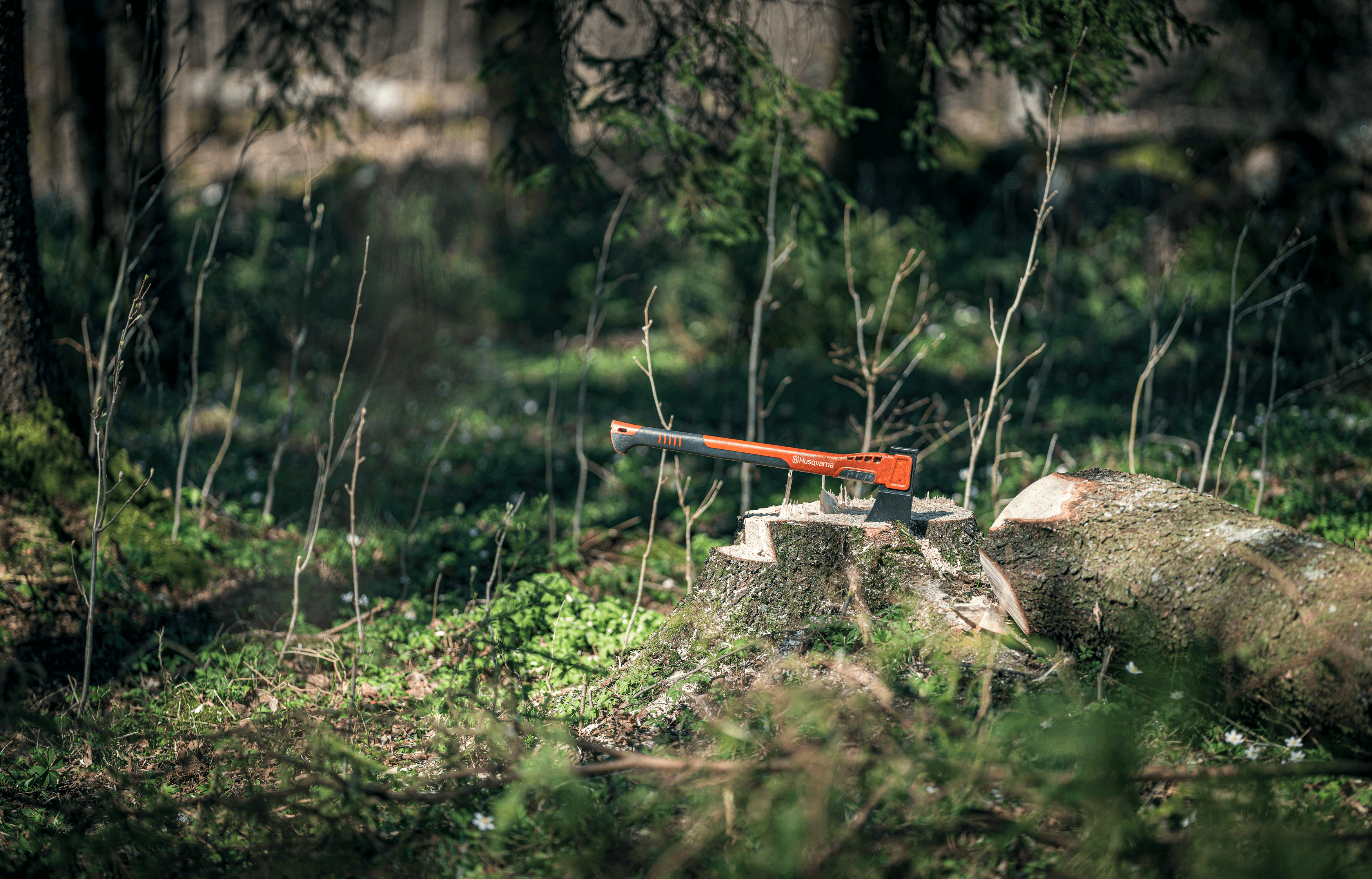 Universal Axe A2400 image 1